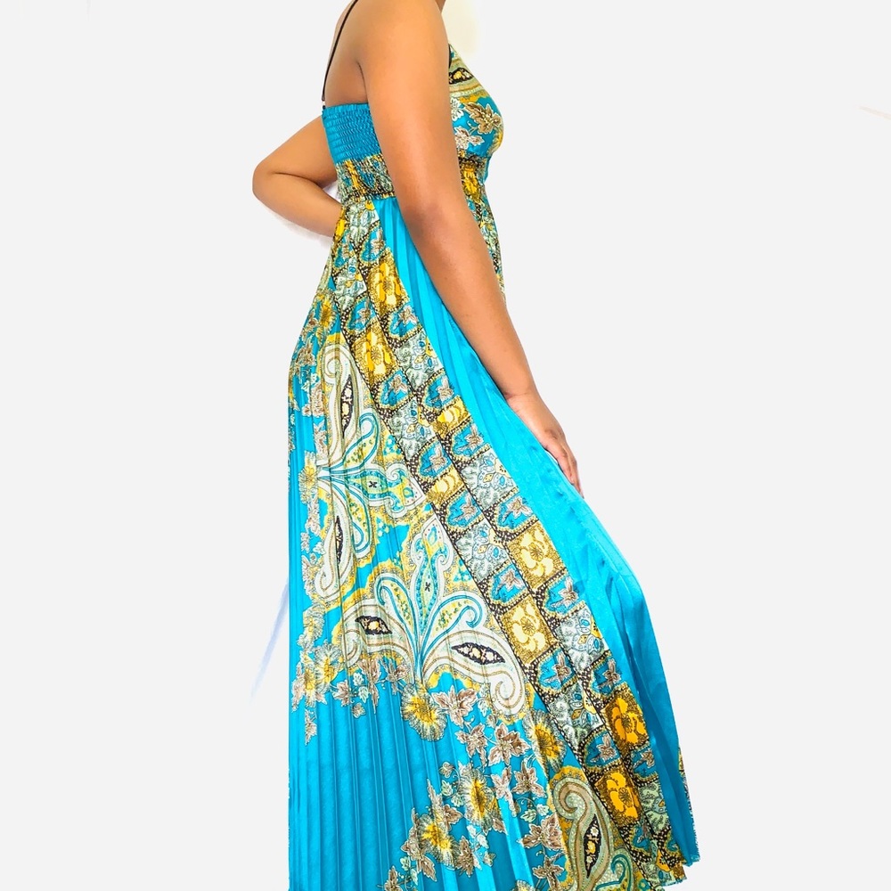 Beautiful Beautiful Dress. View 2